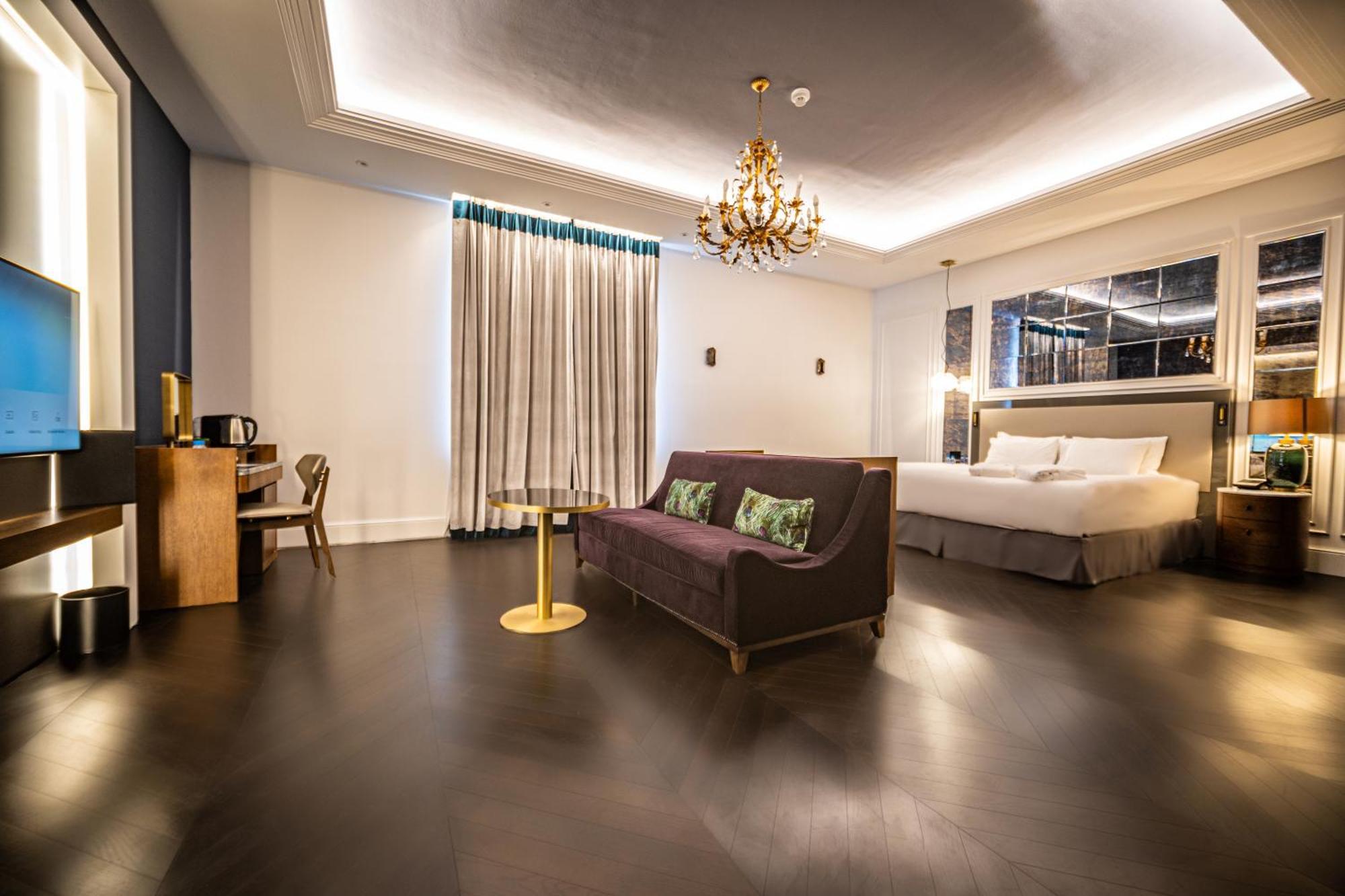 София Хотел Балкан, хотел от луксозната колекция Екстериор снимка Deluxe Suite