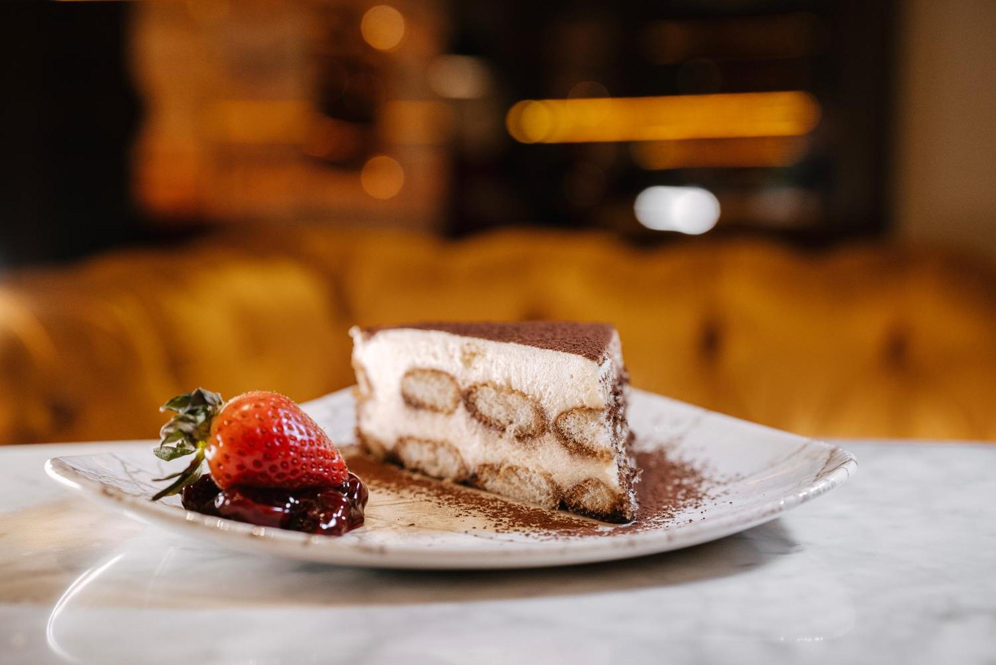 София Хотел Балкан, хотел от луксозната колекция Екстериор снимка Tiramisu
